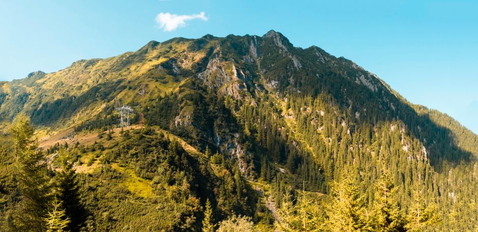 Accident tragic în Munții Făgăraș: Un turist și-a pierdut viața la Vârful Mircii