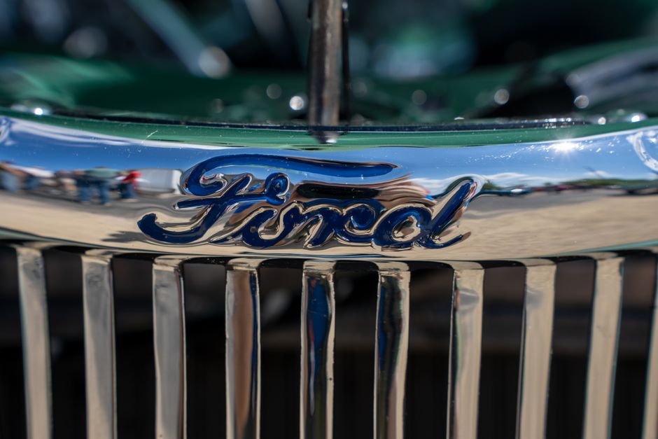 Produția Ford Otosan din Craiova depășește Dacia Mioveni în trimestrul trei